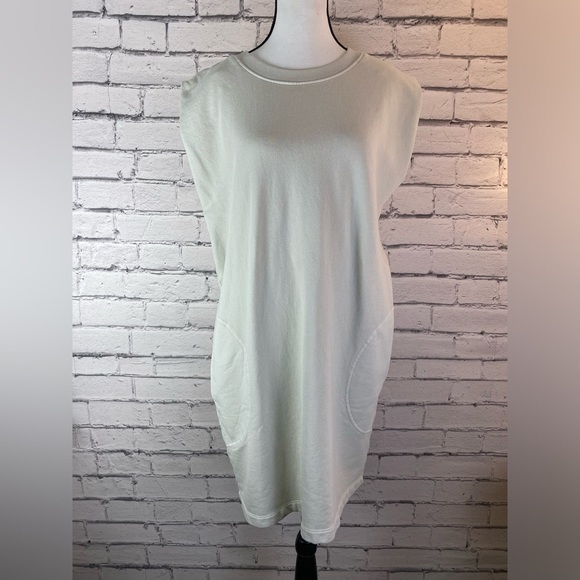 Velvet by Graham & Spencer Adeline Asymmetrical Cream White Sweater Dress Medium - Picture 11 of 13